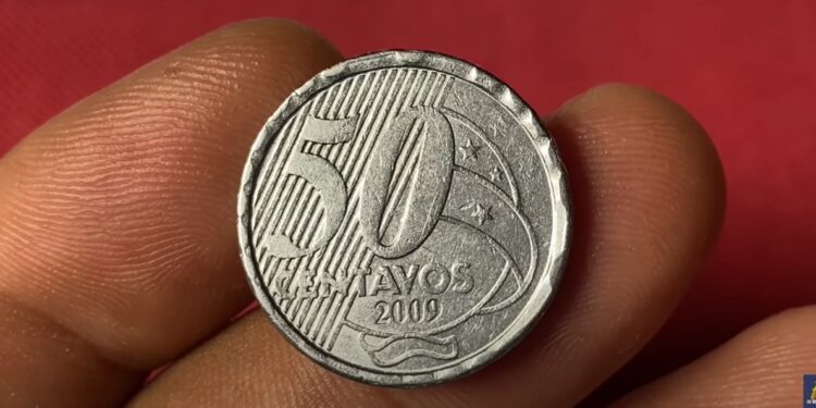 Inacreditável: moeda de 50 centavos ano 2009 combina dois erros de cunhagem!