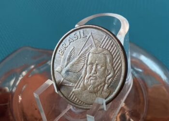 Incrível moeda de 5 centavos ano 2000 pode valer mais de R$ 200!