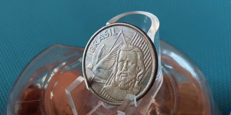 Incrível moeda de 5 centavos ano 2000 pode valer mais de R$ 200!