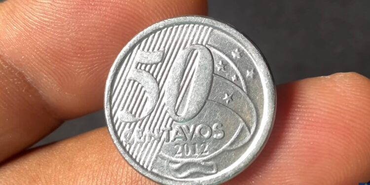 Inacreditável: Moeda de 50 centavos ano 2012 com erro vale até R$ 4.000!