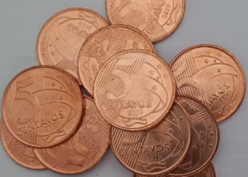 Oferta Especial: Troque Moeda de 5 CENTAVOS por R$ 200! Você Aceita?