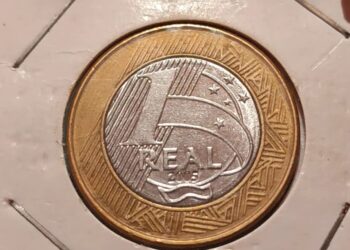 Edição de colecionador: saiba o valor da moeda de 1 real ano 2005!