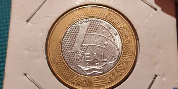 Edição de colecionador: saiba o valor da moeda de 1 real ano 2005!