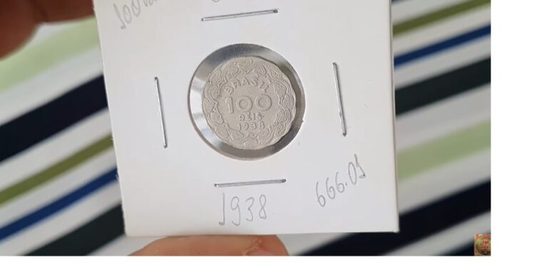 Incrível moeda de 100 réis 1938 vale quase um salário mínimo!