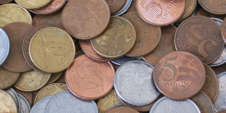 Descubra as moedas de 5 centavos valiosas que valem mais de R$ 3 mil!
