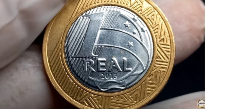 Moeda de 1 real de 2013 vale até 500 vezes mais!