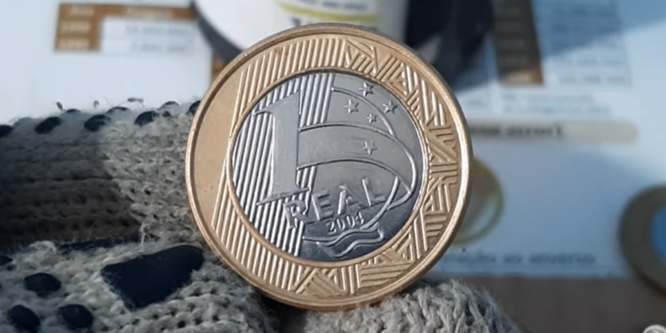 Erro de invertido: moeda de 1 real de 2004 é super valorizada!