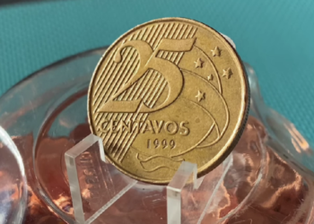 Valiosa: saiba como ganhar R$ 100 com a moeda de 25 centavos reverso invertido