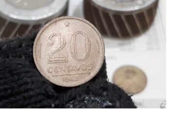Raridade: descubra o valor da moeda de 20 centavos de 1942!
