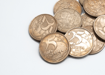 Moedas de 25 centavos dos anos 1994 e 1995 podem valer até R$ 3.600 entre colecionadores.