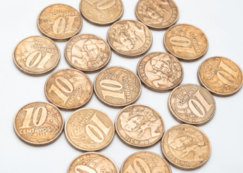 Moeda de 10 centavos de 2022 com erro de cunhagem vale até R$ 150.