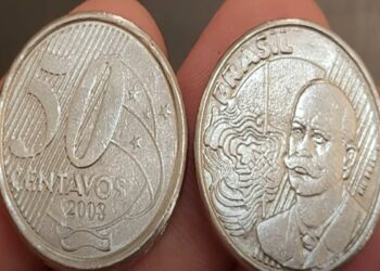 Moeda 50 centavos 2008 com duplo Brasil.