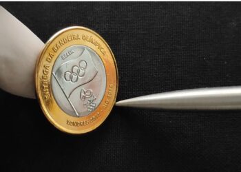 Moeda da Bandeira Olímpica 2012 com certificação