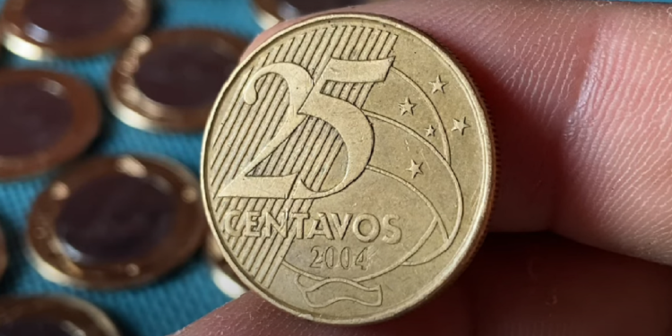 Como identificar o defeito de cunho quebrado no busto de Deodoro