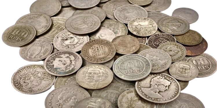 Moeda de 20 mil réis é avaliada em R$ 10 mil reais