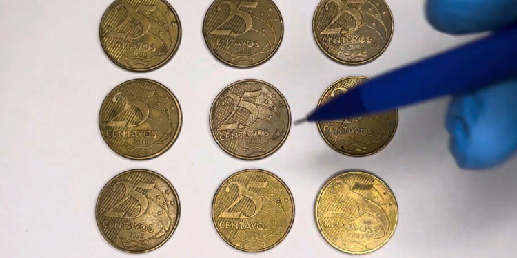 Moeda rara de 25 centavos é desejada por colecionadores e tem grande valor