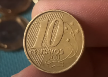 Caçada por Colecionadores: Por que a Moeda de 10 Centavos de 2001 com Defeito é uma Joia Numismática?