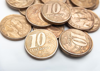 Moedas valiosas de 10 centavos com reverso invertido