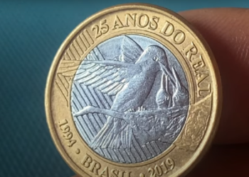 A Moeda Rara de 1 Real: Como Encontrar e Avaliar a Moeda do Beija-Flor de 2019 Com Defeito"