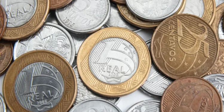 Moedas valiosas: descubra se o troco do dia a dia pode render milhares de reais