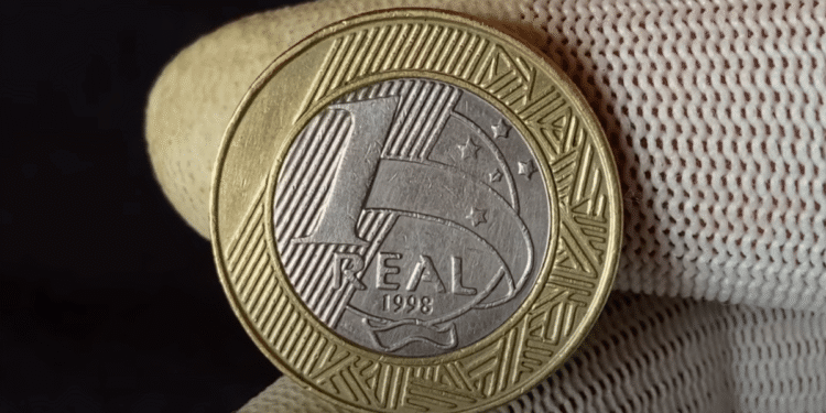 Moeda de R$ 1 de 1998 pode valer até R$ 2.500: veja como identificar