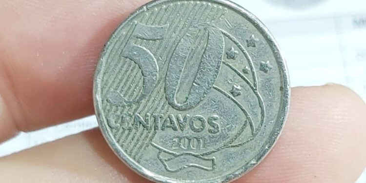 Moeda de 50 centavos pode valer R$ 120: guia definitivo para identificar raridades em casa