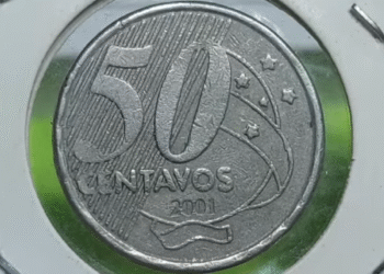 Moeda de 50 centavos de 2001 pode valer até R$ 120: descubra se a sua é rara