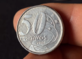 Moeda de 50 centavos com erro: como identificar e vender por até R$ 150