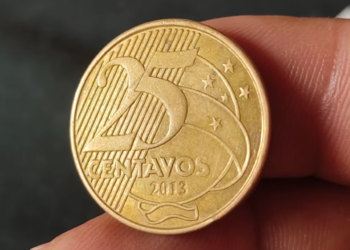 A moeda de 25 centavos de 2013 que pode valer até R$ 300: veja se você tem uma!
