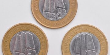Moeda de 1 Real BC 40 anos pode render até R$ 600: descubra por quê