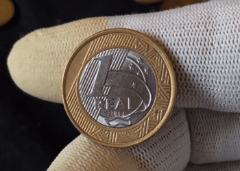 Moeda de 1 real rara: o erro de rotação que transforma troco em até R$ 6.500